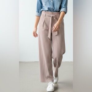 7th Avenue New York and Company striped pants